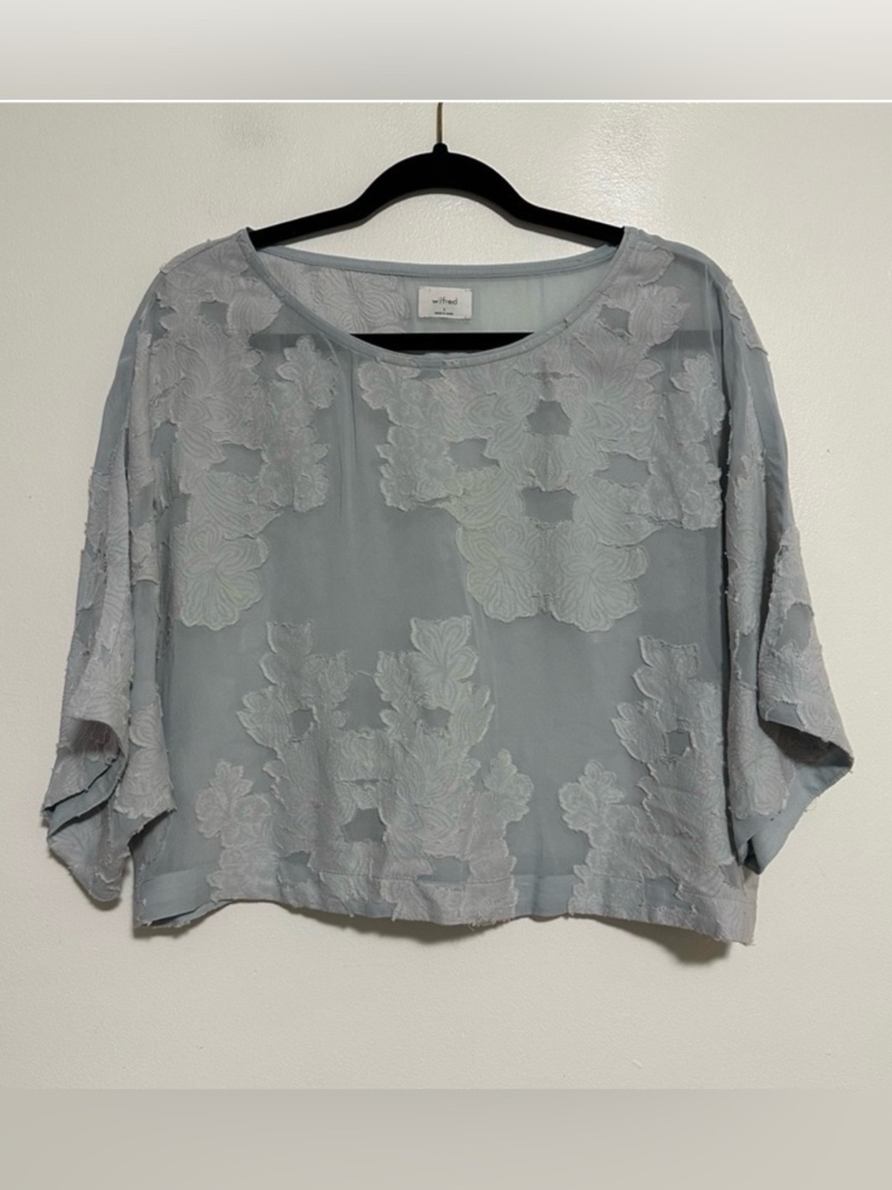 Aritzia Wilfred Blayze Floral Sheer Cropped Top Blouse